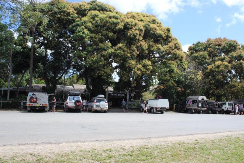 The Lions Den Hotel am Bloomfield Track