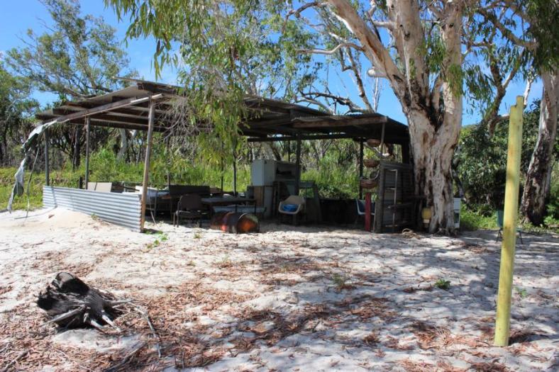 Verlassene Häuser der Aborigines am Elim Beach