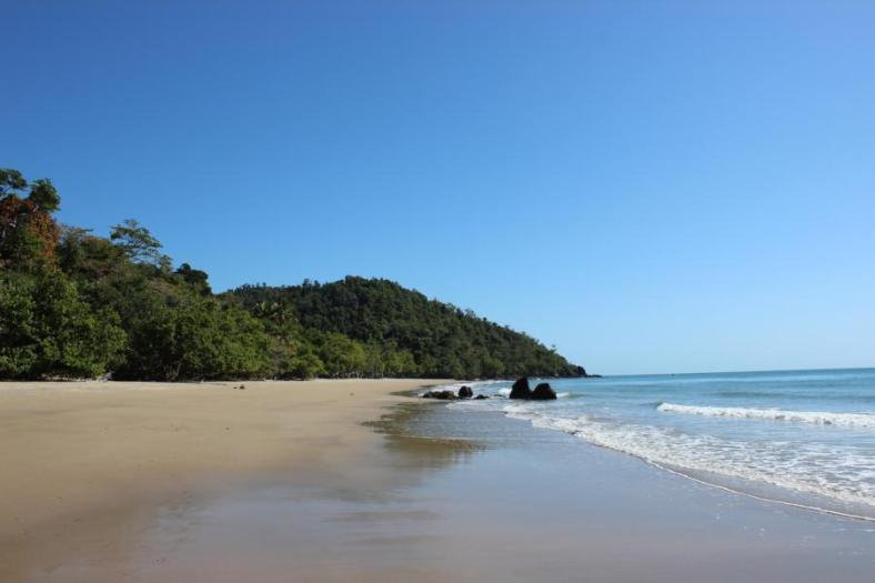 Etty Bay