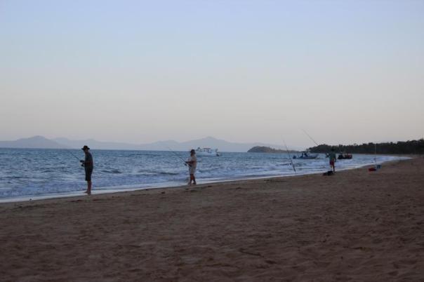 Mission Beach, abends Angeln fürs Dinner