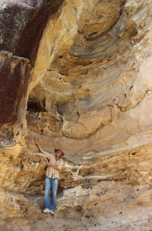 Wind eroded Cave, Blue Mountains