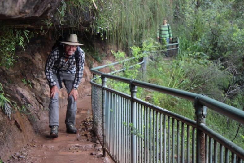 Kopf einziehen, National Pass, Blue Mountains