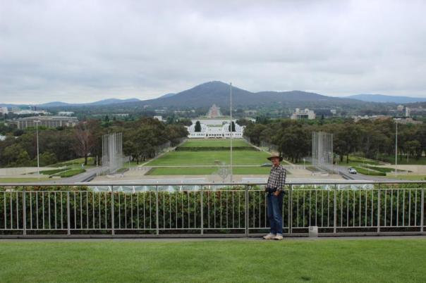 Blick auf das alte Parliament, ganz hinten das Australian War Memorial