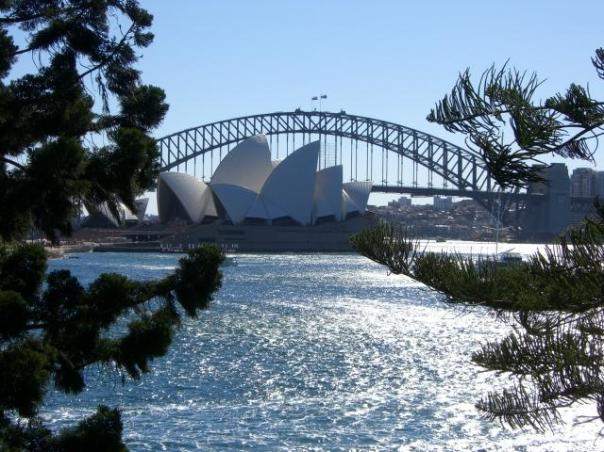 Sydney Opera House und Harbour Bridge, da war das Wetter noch in Ordnung, Bild von 2007