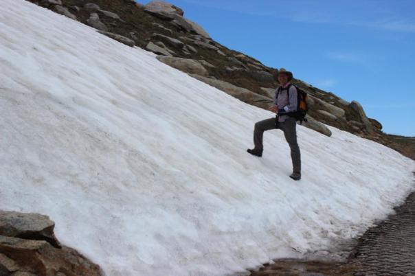 Thomas wird doch nicht wohl...., doch da kommt er schon geflogen, der Schneeball, Kosciuszko National Park
