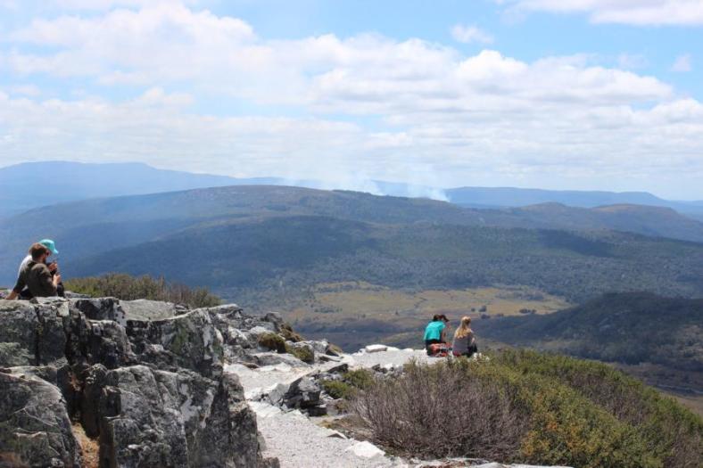Buschfeuer vom Marions Lookout 1.223 m, Overland Track, Cradle Mountains - Lake St Clair NP
