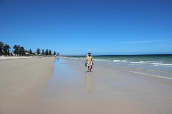 Letzter Spaziergang am Strand von Glenelg, Adelaide