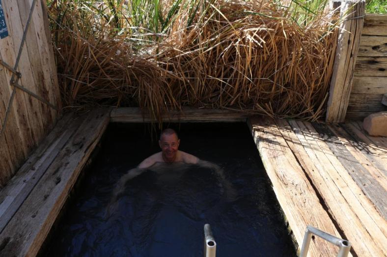 Kleine Erfrischung im Spa, Coward Springs, Oodnadatta Track