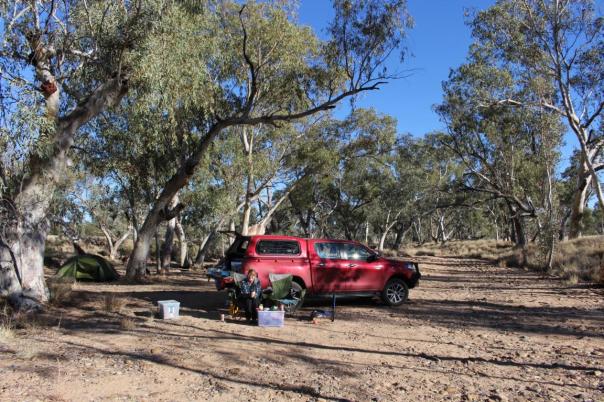 Camp am Hugh River, West MacDonnell Ranges