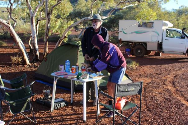 Herzliches Wiedersehen mit Margaret und Voytek. Haben die beiden auf unserer letzten Reise lieb gewonnen.