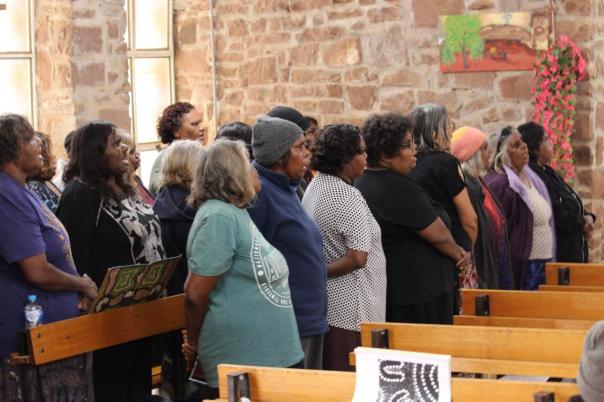 Der Chor begleitet den Gottesdienst, Hermannsburg