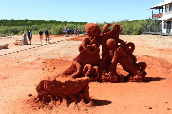 Tolles Gebilde aus dem roten Sand in Broome