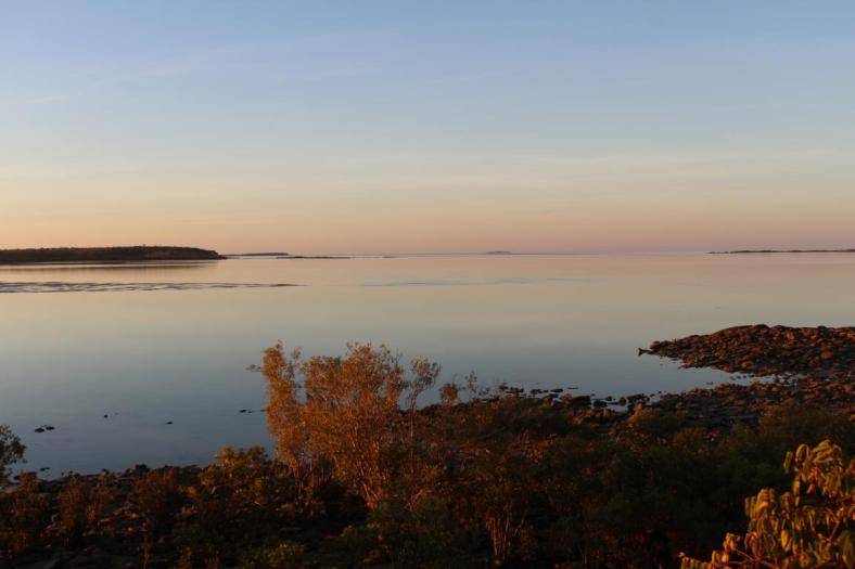 Sonnenuntergang am Gumbarnun Camp