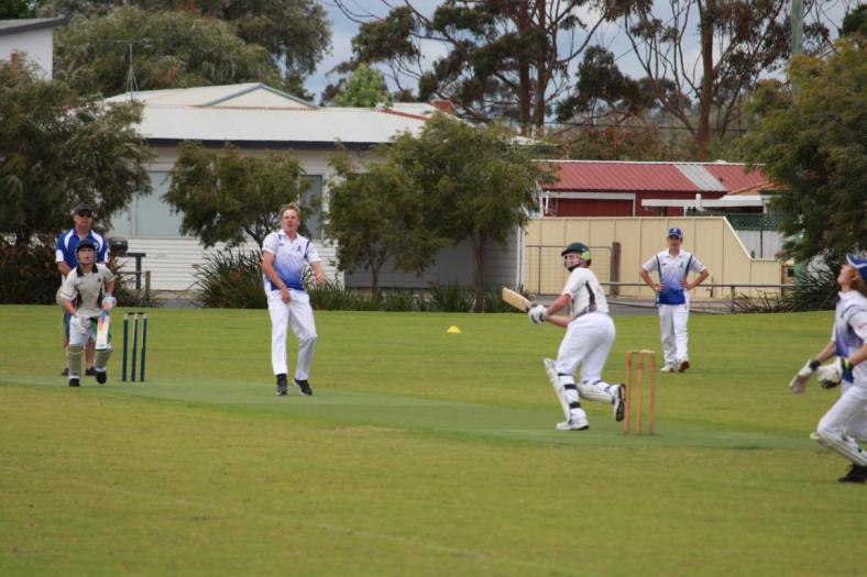 Wir schauen beim Baseball zu, Busselton
