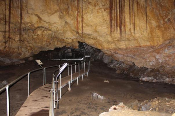 Calgardup Cave