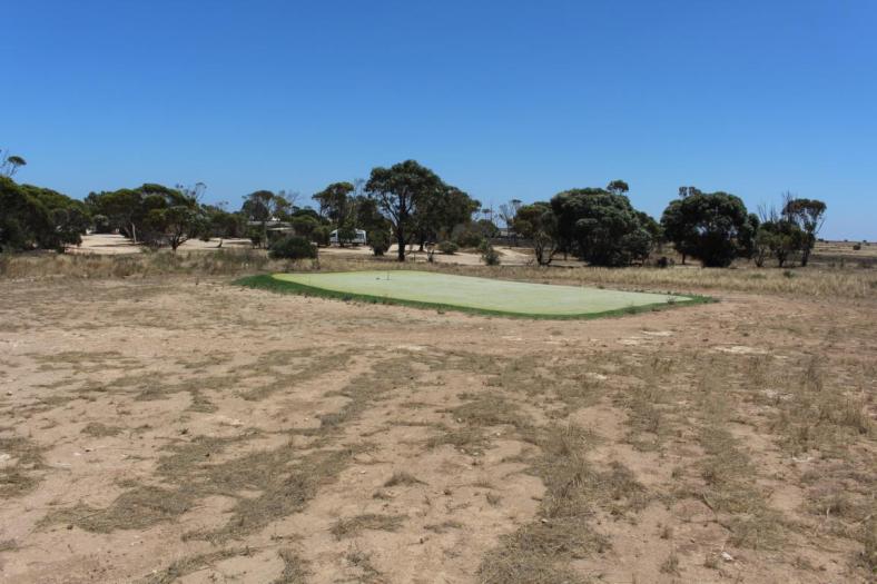 Wir finden auch das Loch in Nundroo