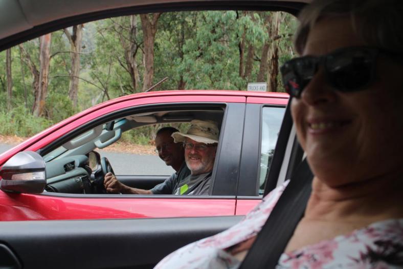 Peter und Susi tauschen die Plätze